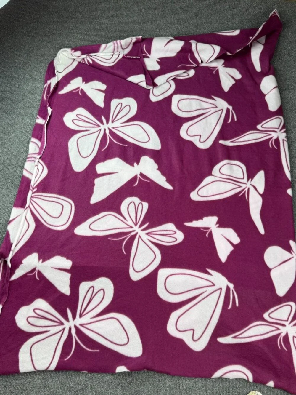 Purple Butterfly Fleece Throw Blanket Plush Soft Polyester Floral 62x48 INCHES